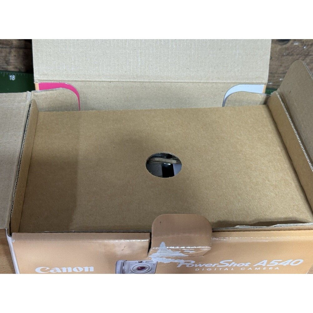 🔥Canon PowerShot A540 6MP Digital Camera 4x Zoom w/ Box SD Card Tested Working - Picture 10 of 16